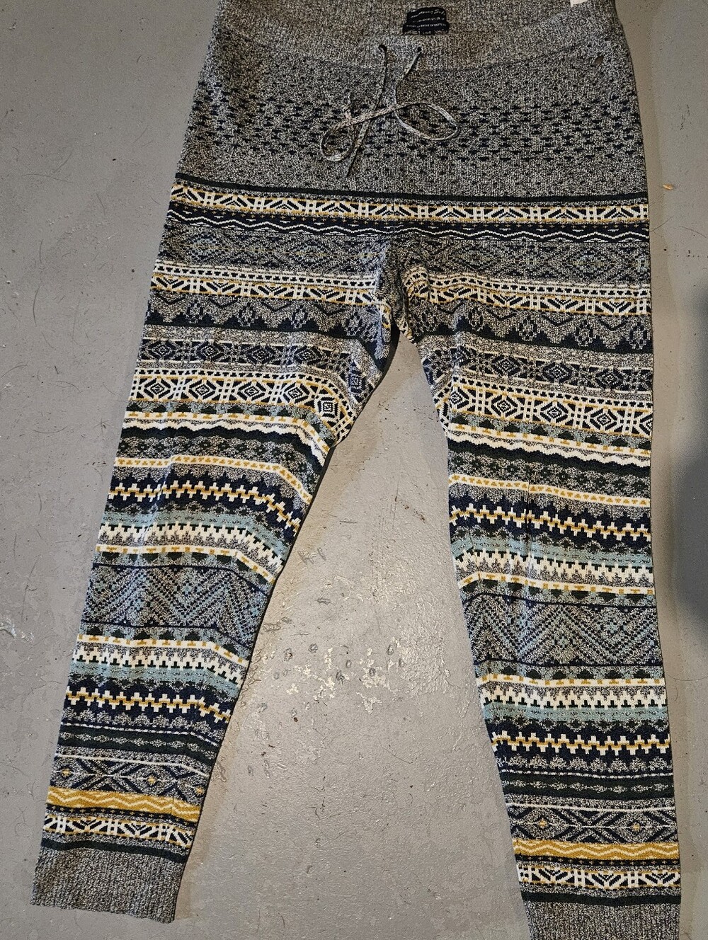 American Eagle Outfitters Fair Isle Knit Lounge Pants Joggers Women Large Gray